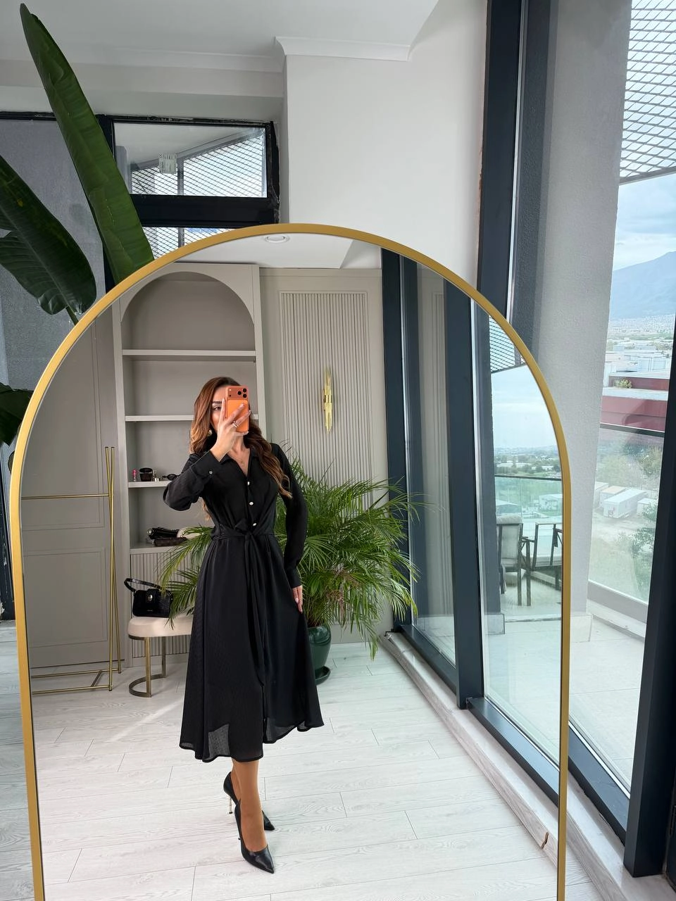 Siyah%20Bel%20Bağlama%20Detaylı%20Lüks%20Şifon%20Elbise