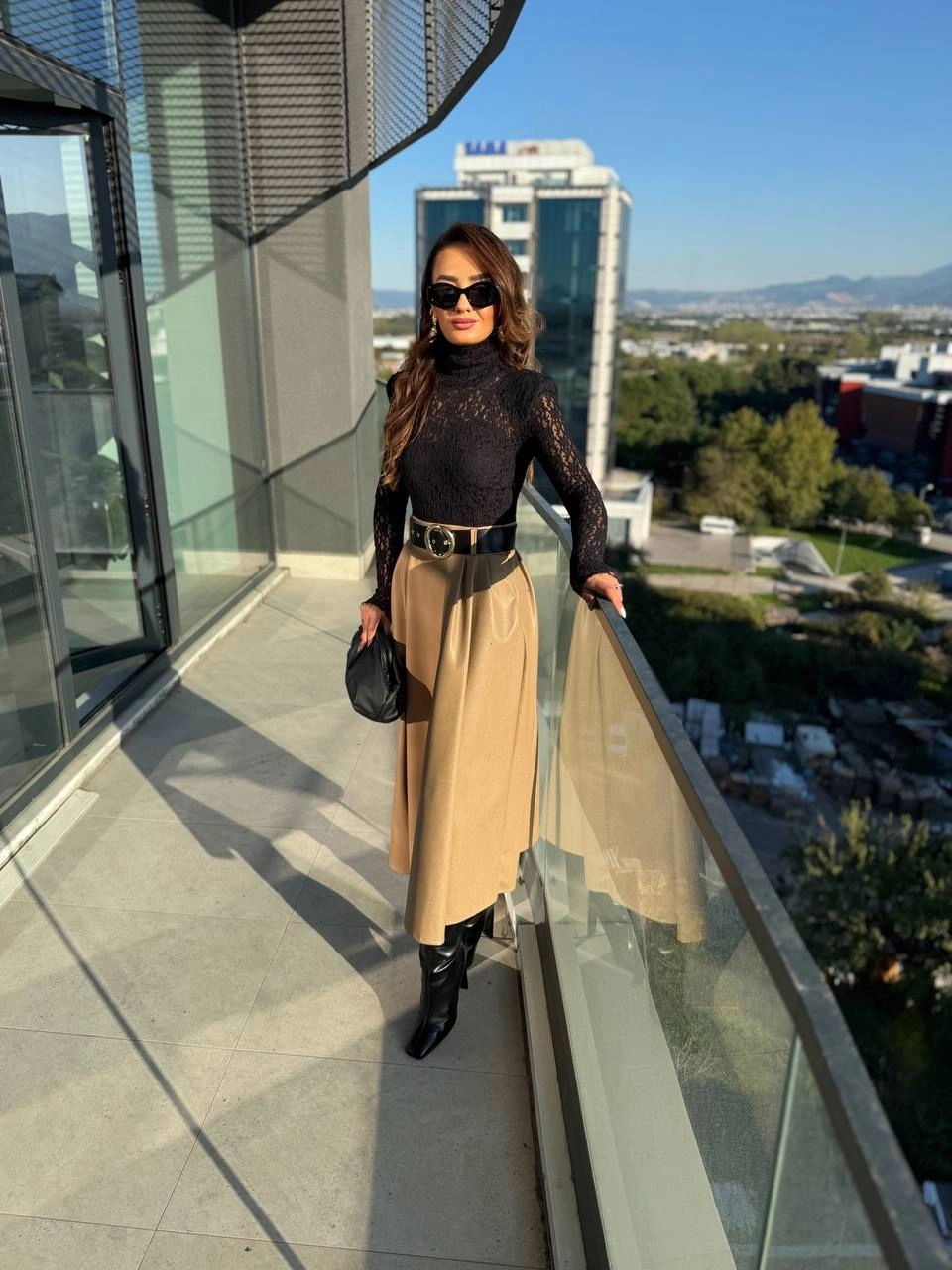 Camel-Siyah%20Kemerli%20Etek%20Kısmı%20Deri%20Elbise