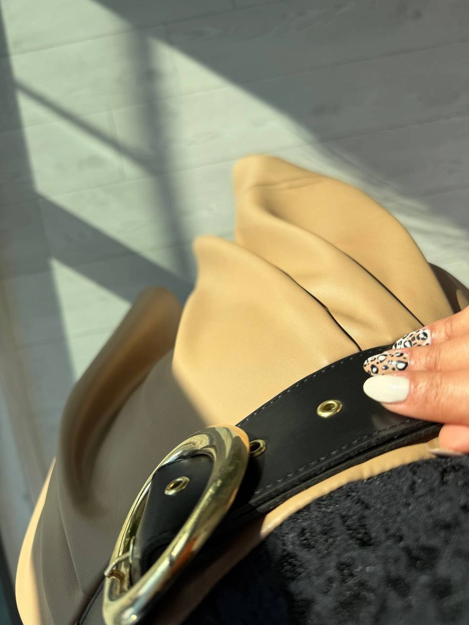 Camel-Siyah%20Kemerli%20Etek%20Kısmı%20Deri%20Elbise