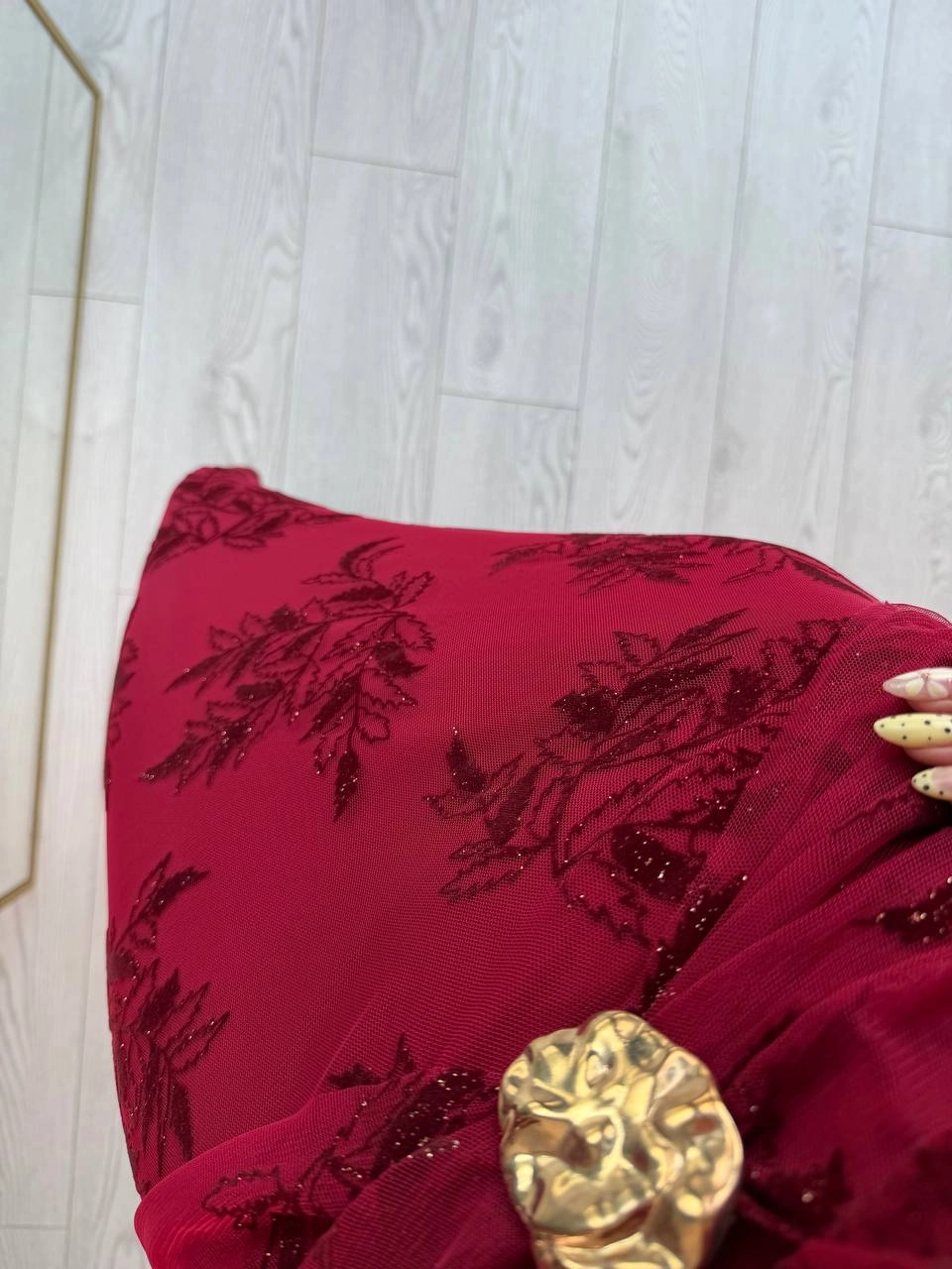 Bordo%20Işıltılı%20Bel%20Detaylı%20Astarlı%20Kalem%20Elbise