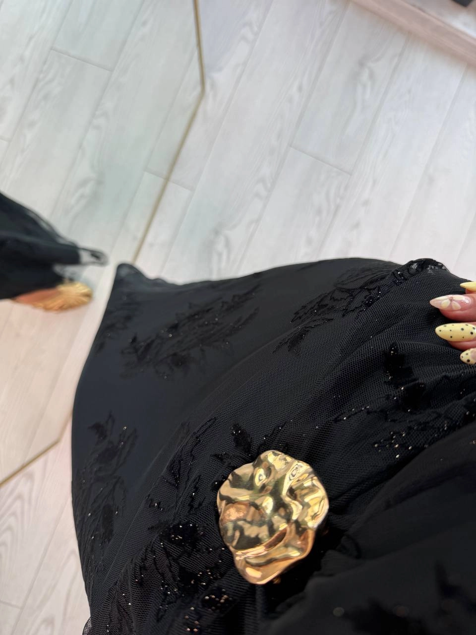 Siyah%20Işıltılı%20Bel%20Detaylı%20Astarlı%20Kalem%20Elbise