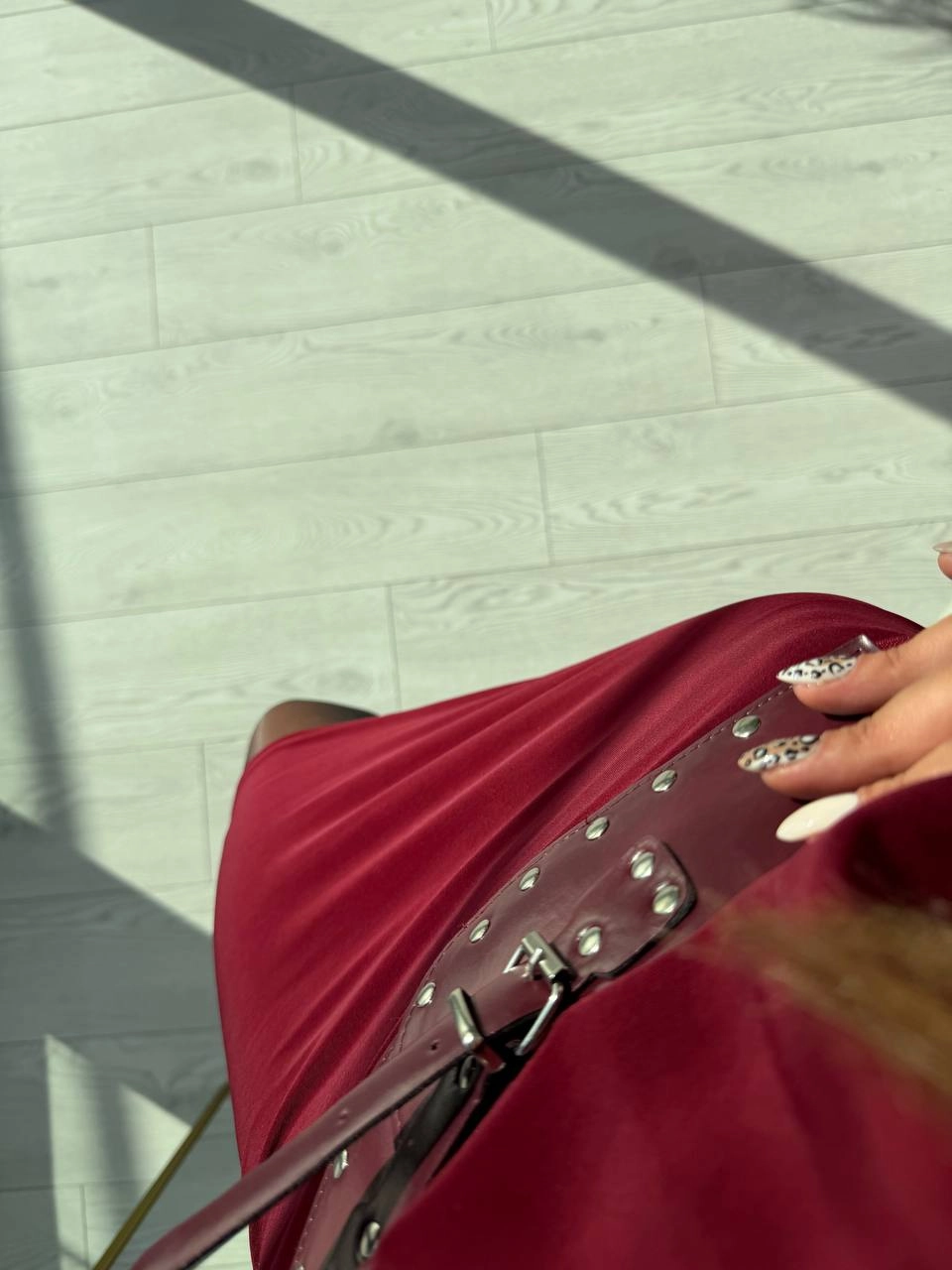 Bordo%20Kemerli%20Astarlı%20Yarasa%20Kol%20Elbise