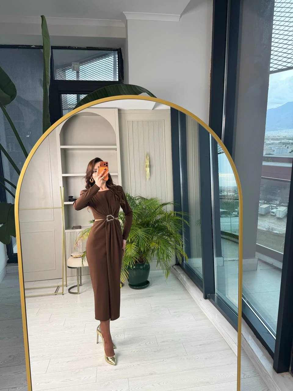 Kahverengi%20Bel%20Detay%20Zara%20Model%20Krep%20Kumaş%20Elbise