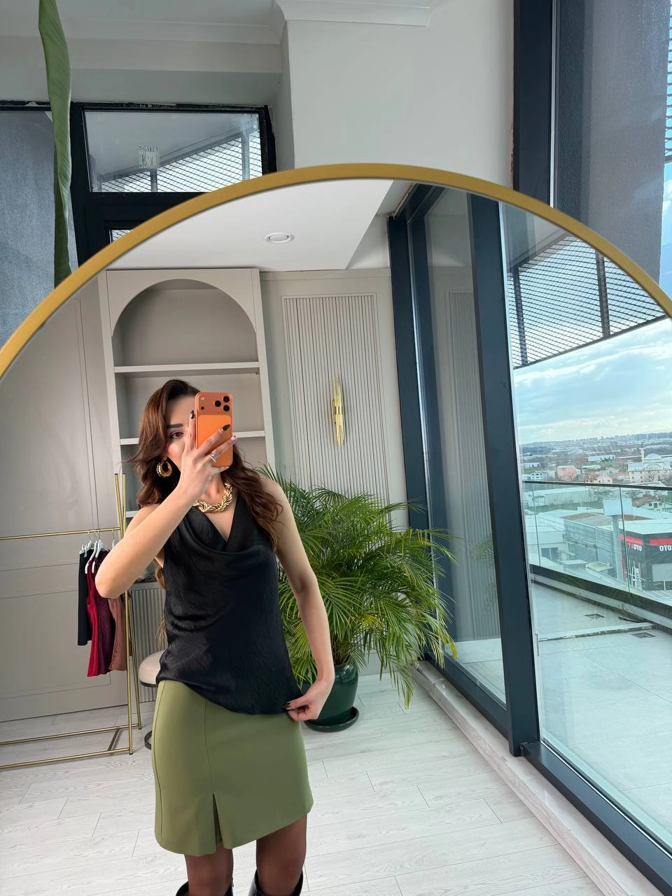 Siyah%20Lüks%20Kalite%20Degaje%20Yaka%20Kolsuz%20Bluz