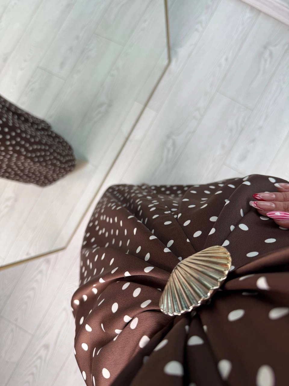 Kahverengi%20Puantiye%20Desen%20Bel%20Toka%20Detaylı%20Tok%20Saten%20Lüks%20Kalite%20Elbise