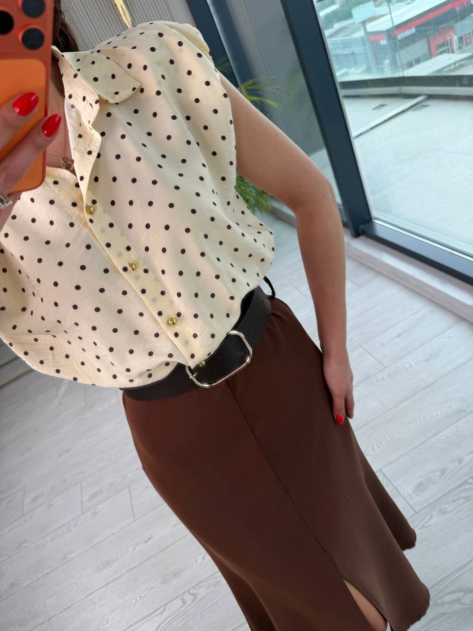 Kahverengi%20Kemerli%20Zara%20Model%20Puantiyeli%20Elbise