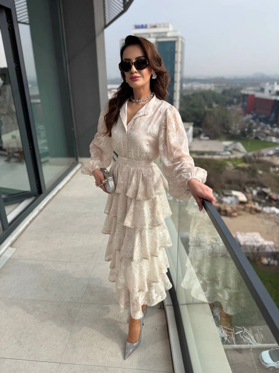 Tasarım%20Bej%20Eteği%20Kat%20Kat%20Astarlı%20Elbise