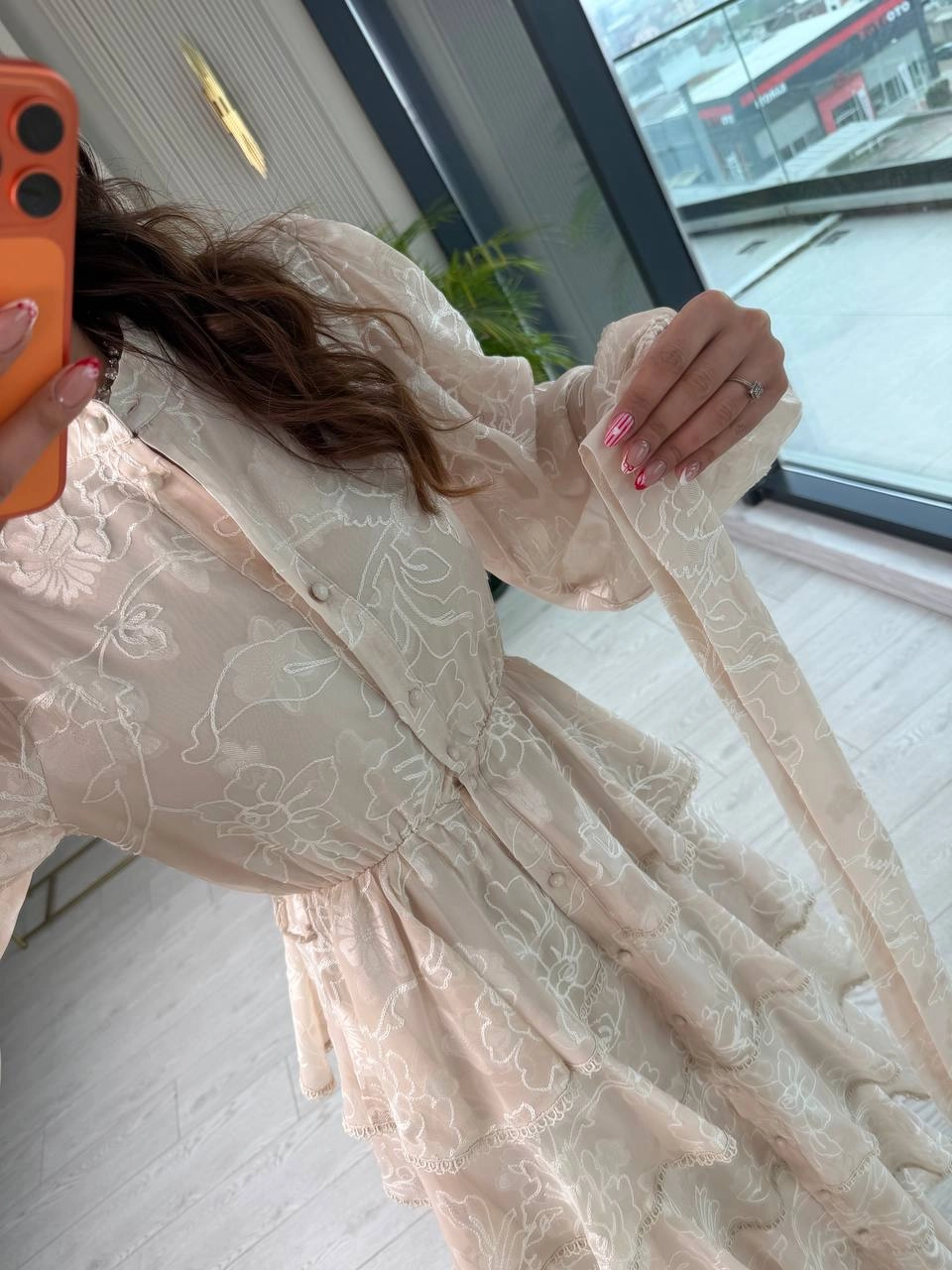 Tasarım%20Bej%20Eteği%20Kat%20Kat%20Astarlı%20Elbise