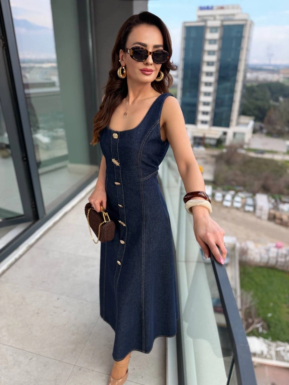 Tasarım%20Düğmeli%20Çan%20Kesim%20Premium%20Jean%20Elbise