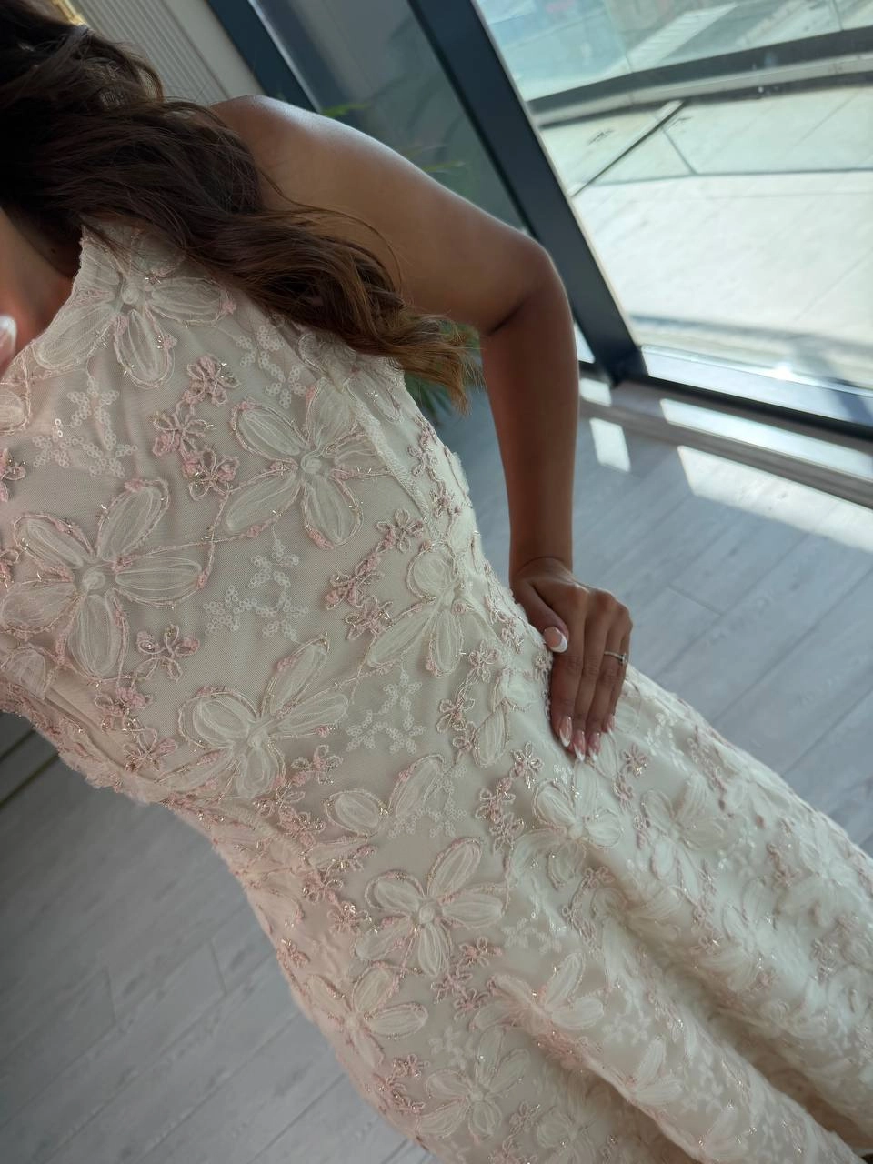 Somon%20pudra%20İşleme%20Detaylı%20Astarlı%20Elbise