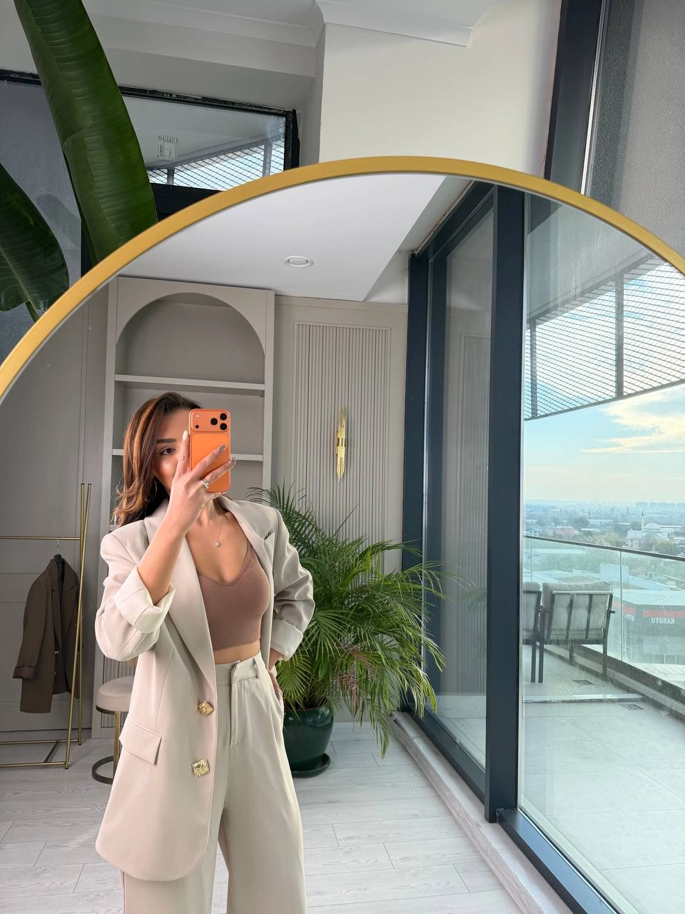 Bej%20Gold%20Düğmeli%20İthal%20Krep%20Kumaş%20Takım