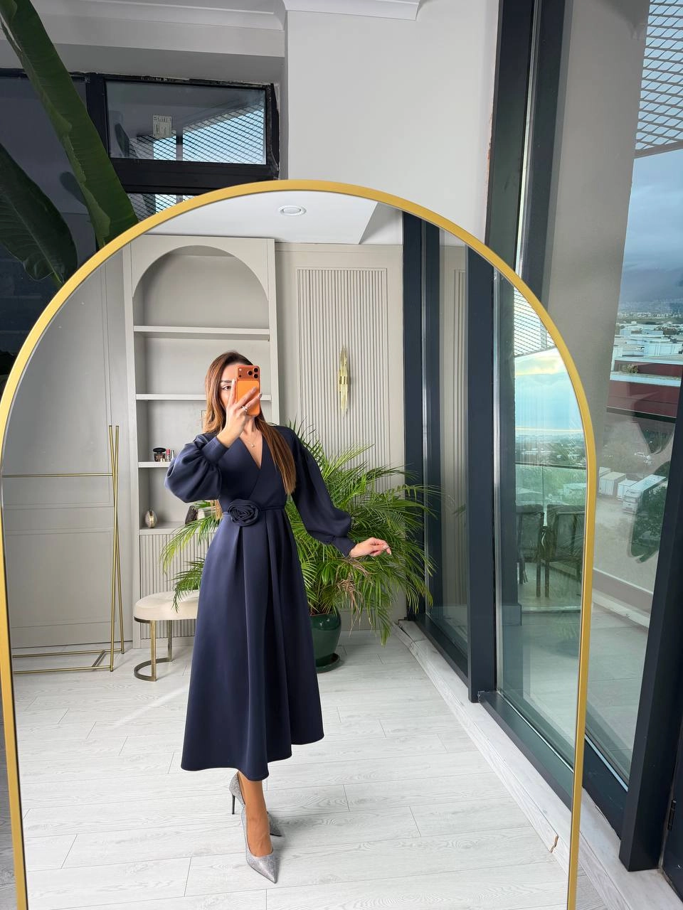 Lacivert%20Gül%20Detaylı%20Scuba%20Kumaş%20Elbise