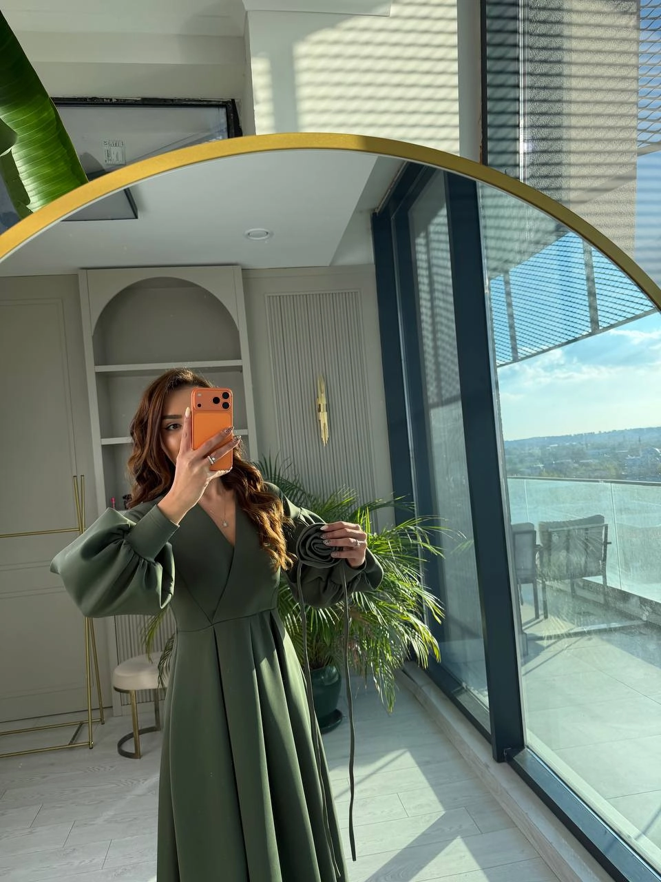 Haki%20Gül%20Detaylı%20Scuba%20Kumaş%20Elbise