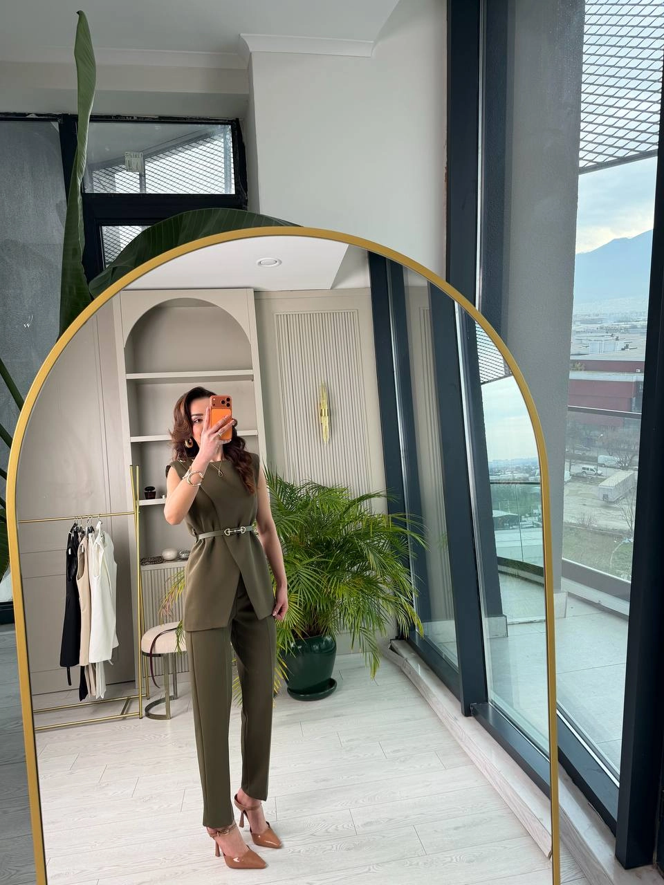 Tasarım%20Haki%20Kemerli%20Pantolon%20Yelek%20Takım