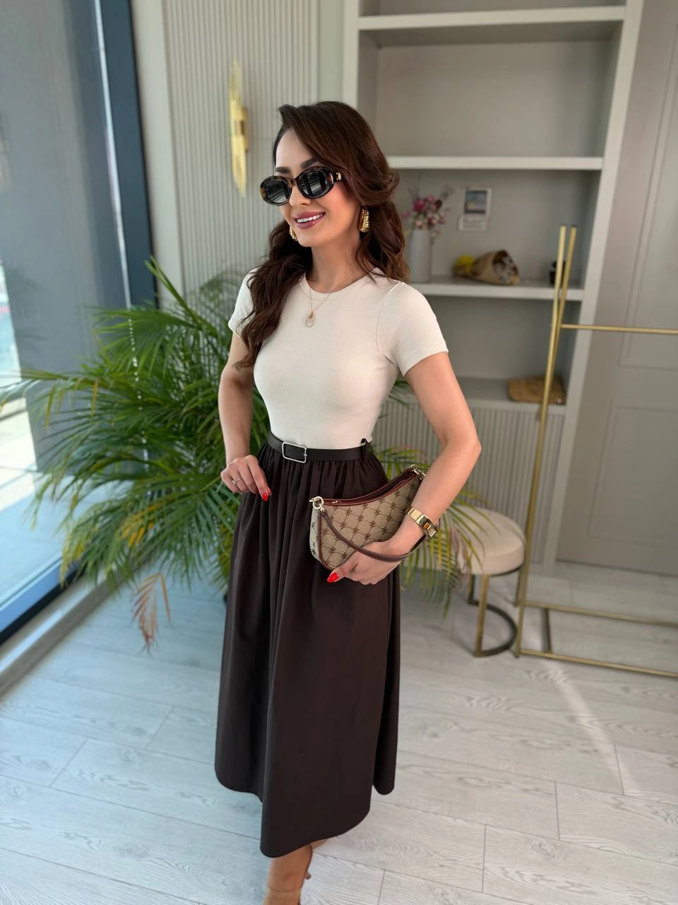 Bej%20Kahverengi%20Kemerli%20Eteği%20Poplin%20Kısa%20Kol%20Elbise