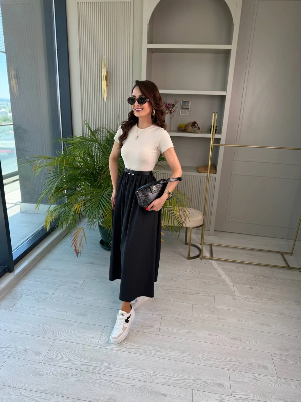 Bej%20Siyah%20Kemerli%20Eteği%20Poplin%20Kısa%20Kol%20Elbise