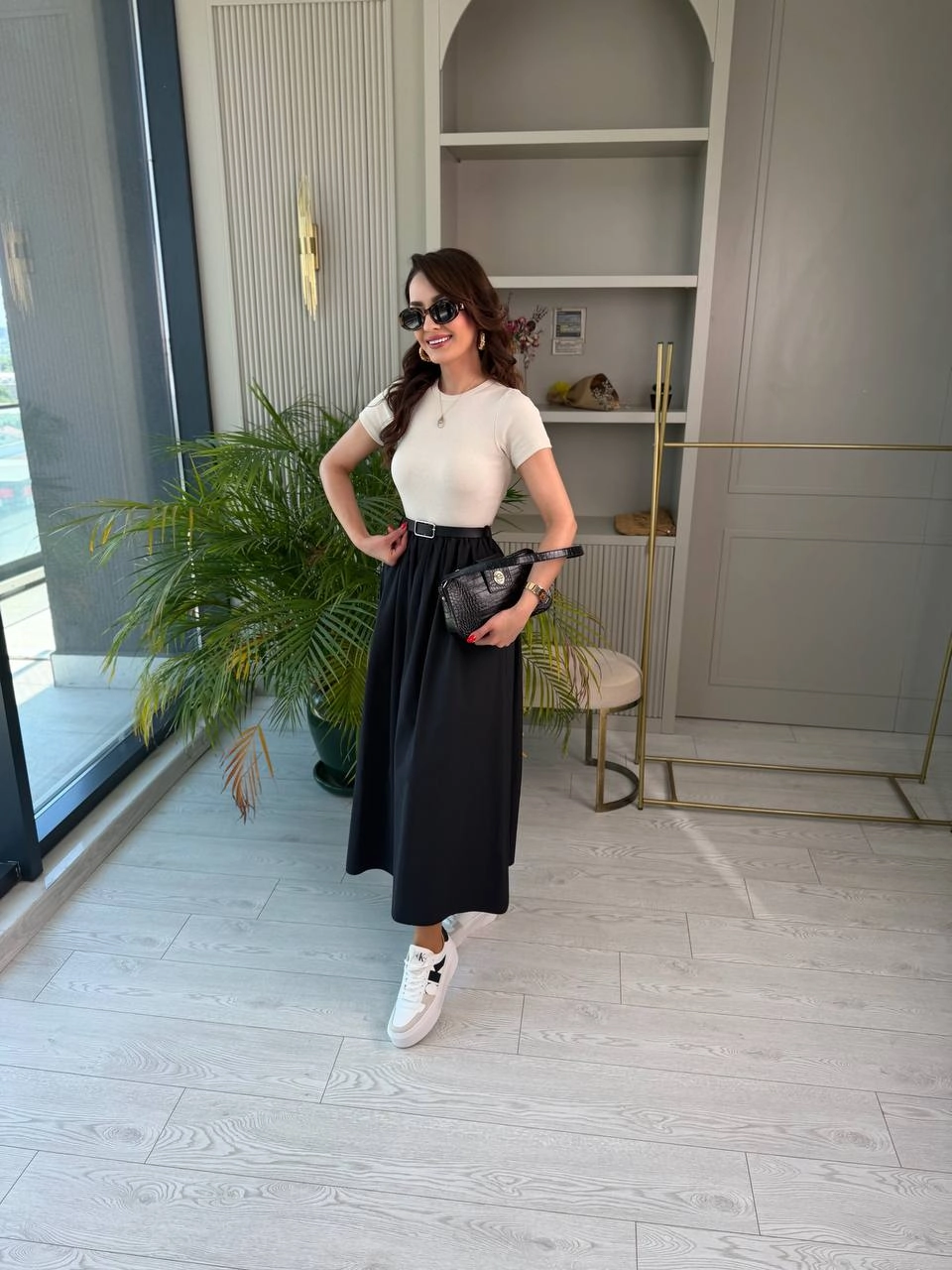 Bej%20Siyah%20Kemerli%20Eteği%20Poplin%20Kısa%20Kol%20Elbise
