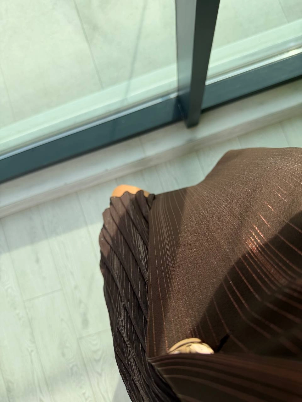 Tasarım%20Kahverengi%20Işıltı%20Geçişli%20Pilise%20Detaylı%20Lüks%20Kalite%20Elbise