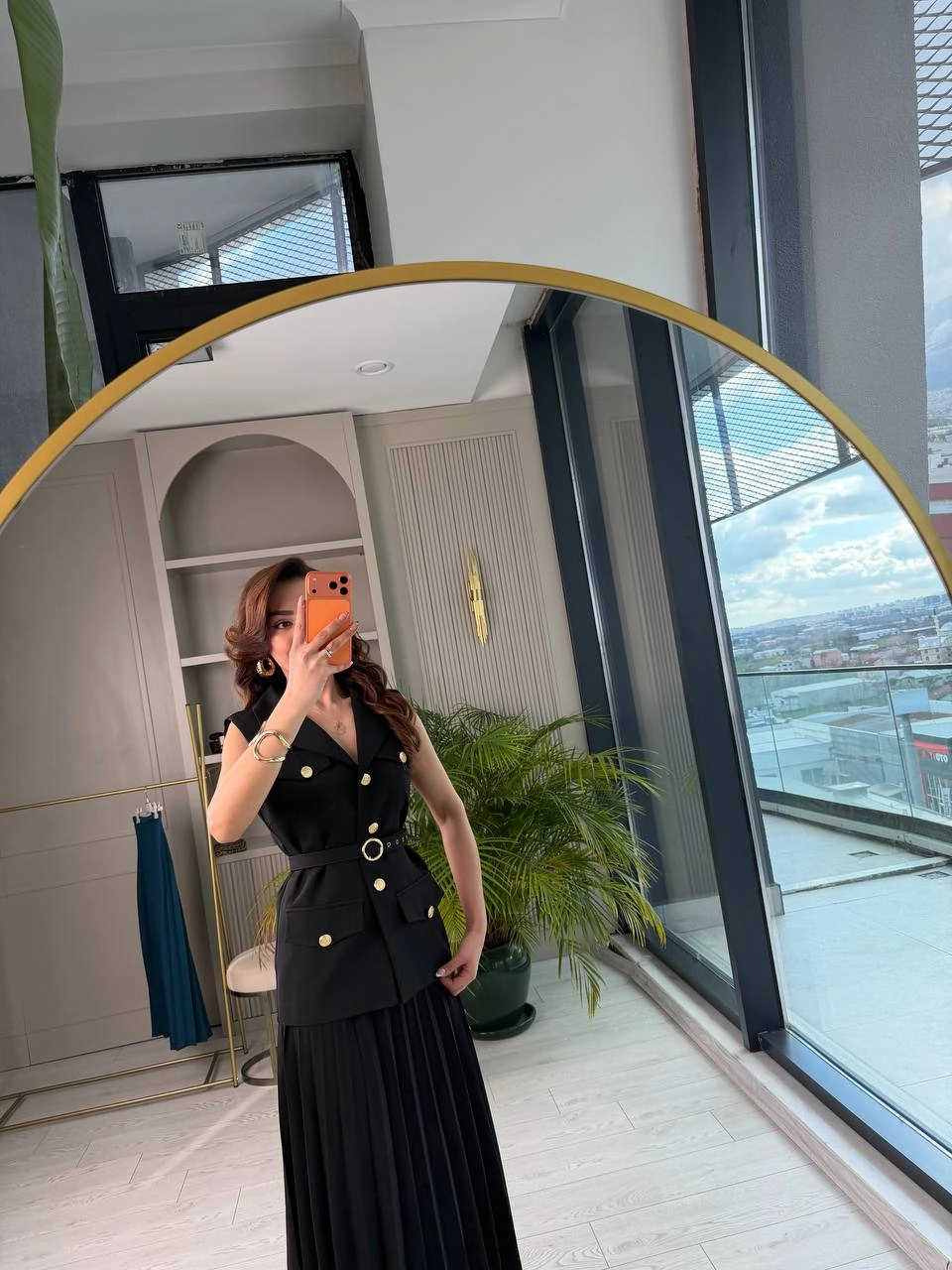 Siyah%20Piliseli%20Etek%20Yelek%20Takım