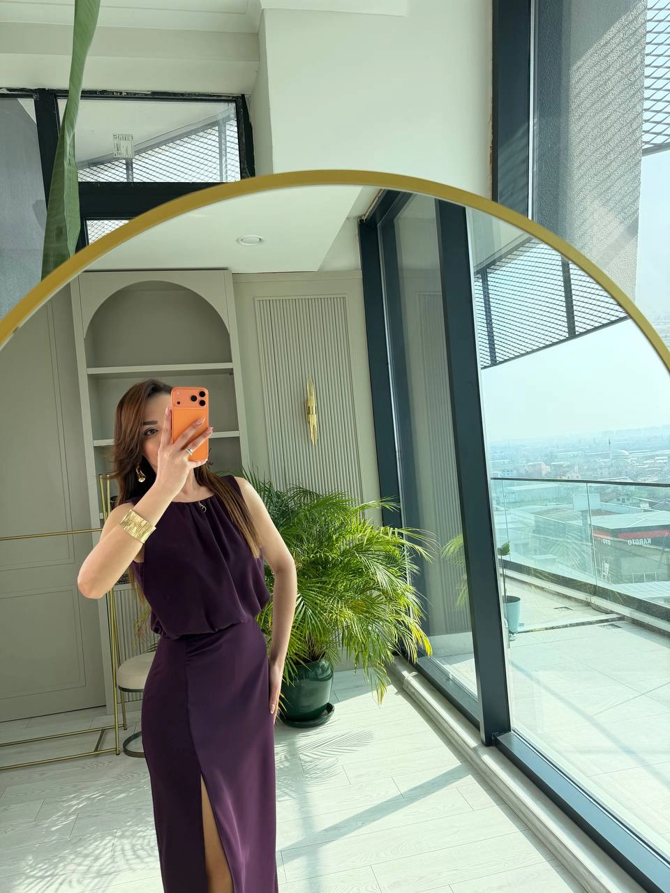 Mor%20Yırtmaç%20Detaylı%20Zara%20Model%20İpekli%20Krep%20Elbise