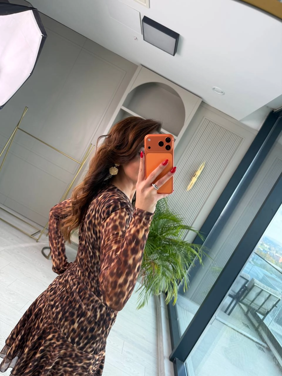 Tasarım%20Leopar%20Desen%20Vatkalı%20Astarlı%20Tül%20Elbise