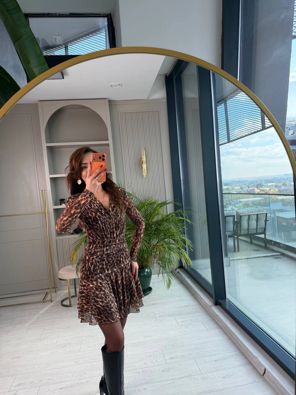 Tasarım%20Leopar%20Desen%20Vatkalı%20Astarlı%20Tül%20Elbise