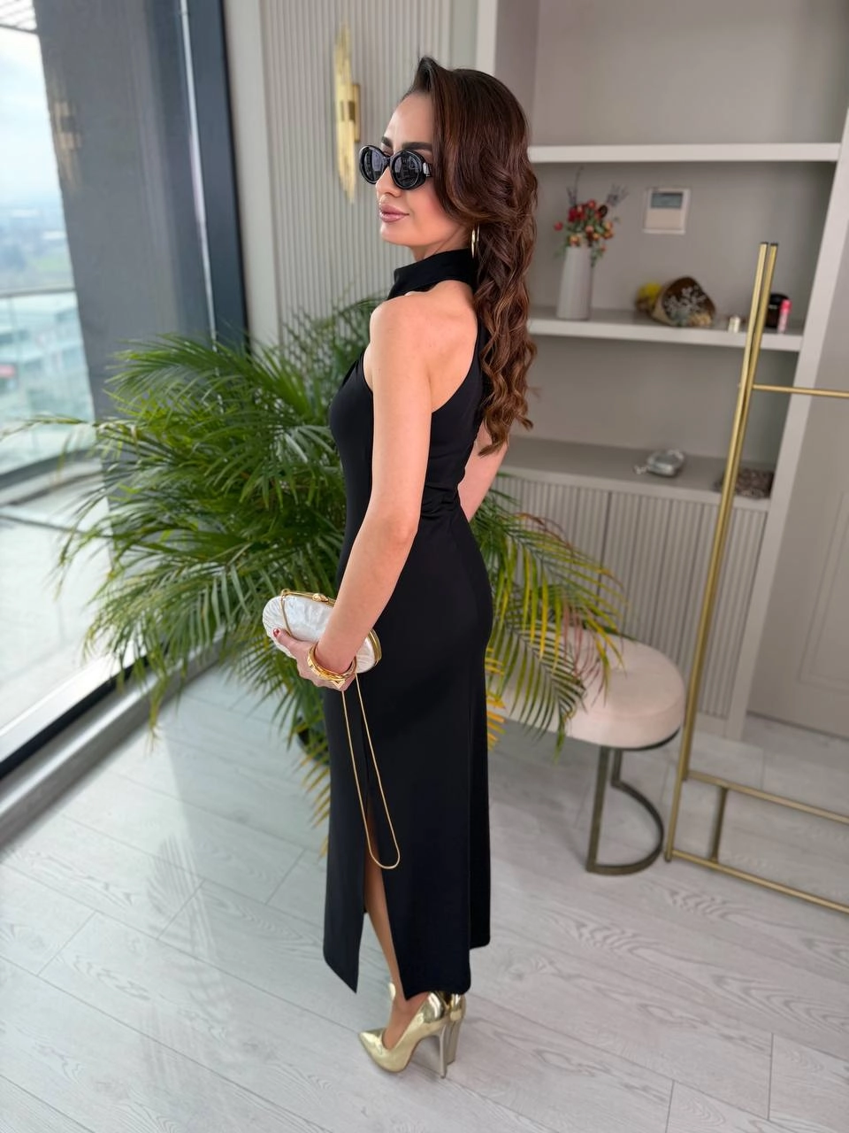 Siyah%20Boyun%20Detaylı%20Likralı%20Tok%20Candy%20Kumaş%20Elbise