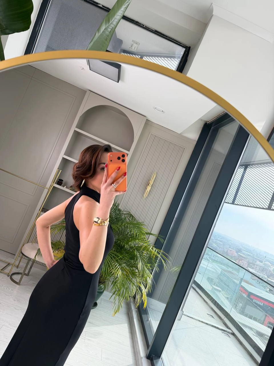 Siyah%20Boyun%20Detaylı%20Likralı%20Tok%20Candy%20Kumaş%20Elbise