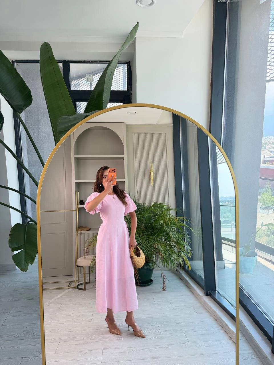 Pembe%20Astarlı%20Bel%20Bağlamalı%20Keten%20Elbise