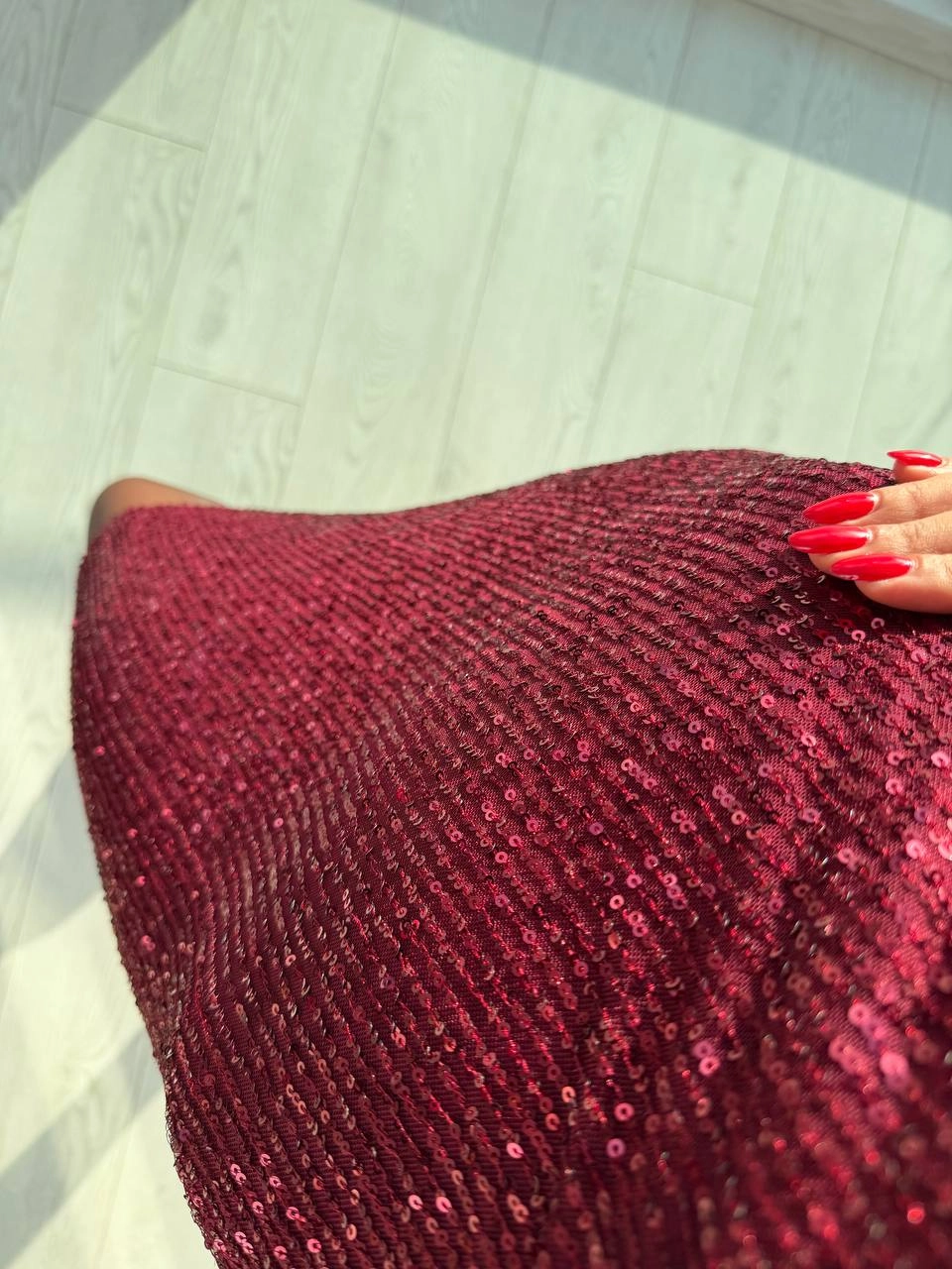 Bordo%20Yaka%20Detaylı%20Astarlı%20Zara%20Payet%20Elbise