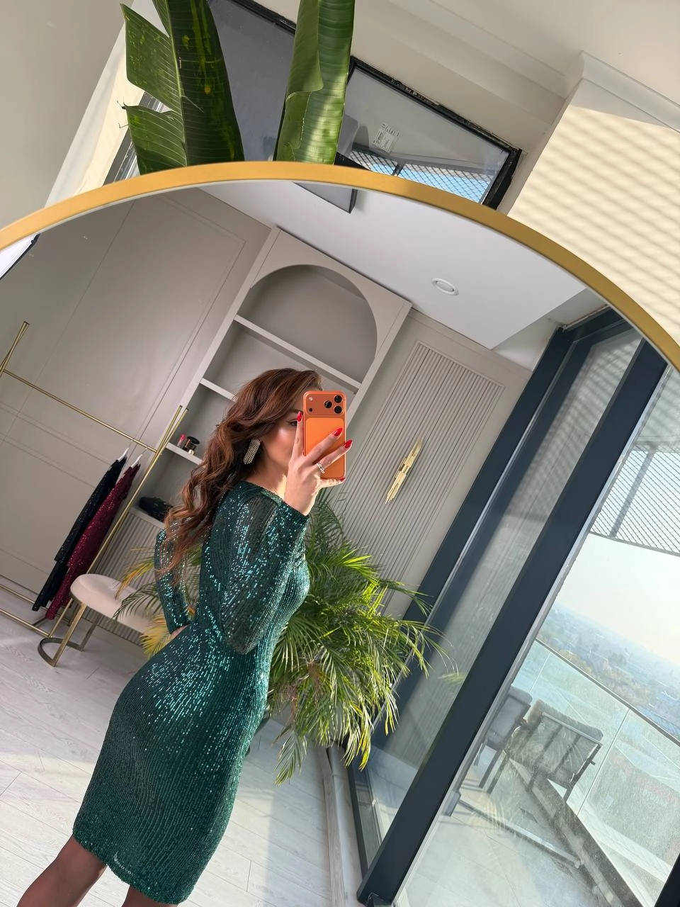 Zümrüt%20Yaka%20Detaylı%20Astarlı%20Zara%20Payet%20Elbise