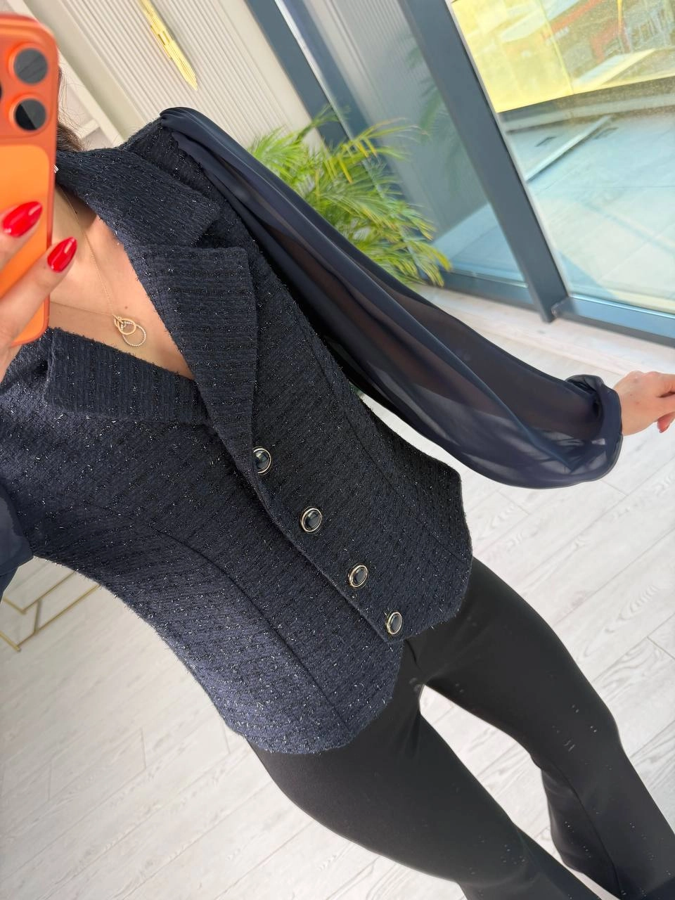 Lacivert%20Lüks%20Tuvid%20kumaş%20Kolları%20Şifon%20Düğmeli%20Gömlek%20Bluz