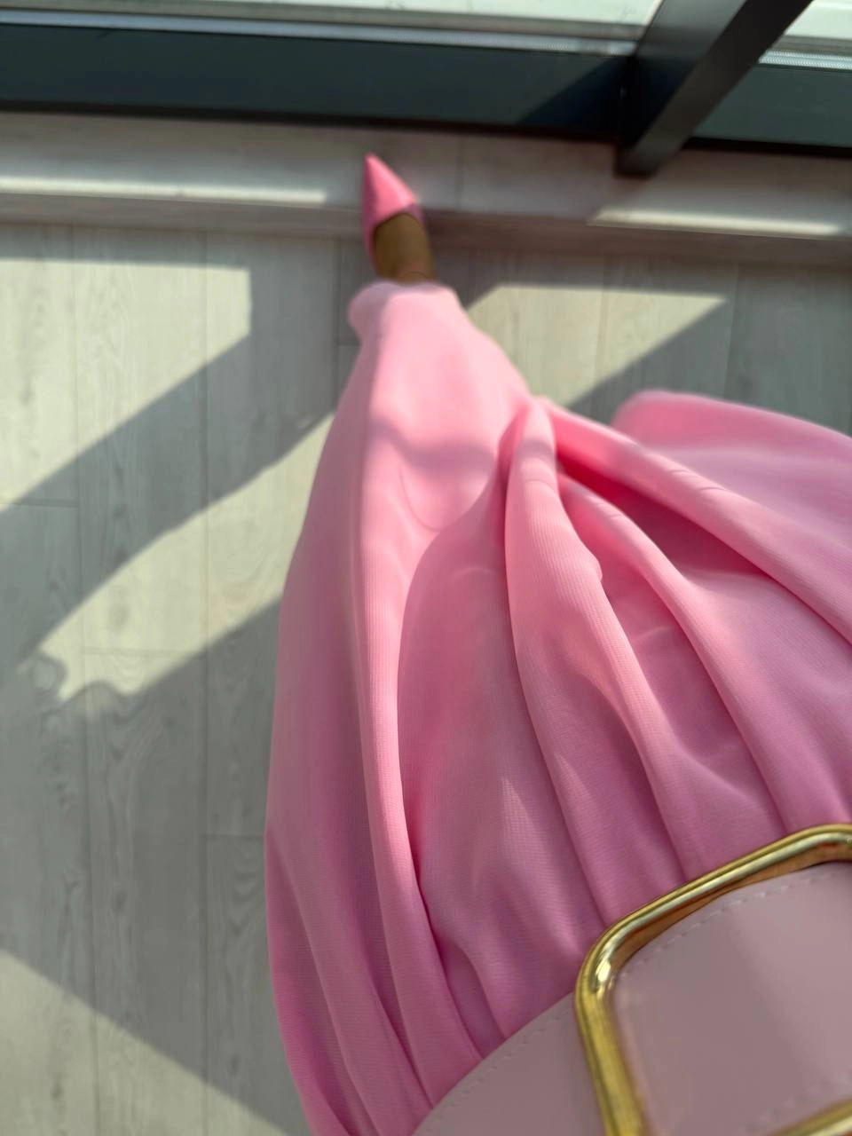 Barbie%20Pembe%20Kemerli%20Halter%20Yaka%20Astarlı%20Şifon%20Elbise