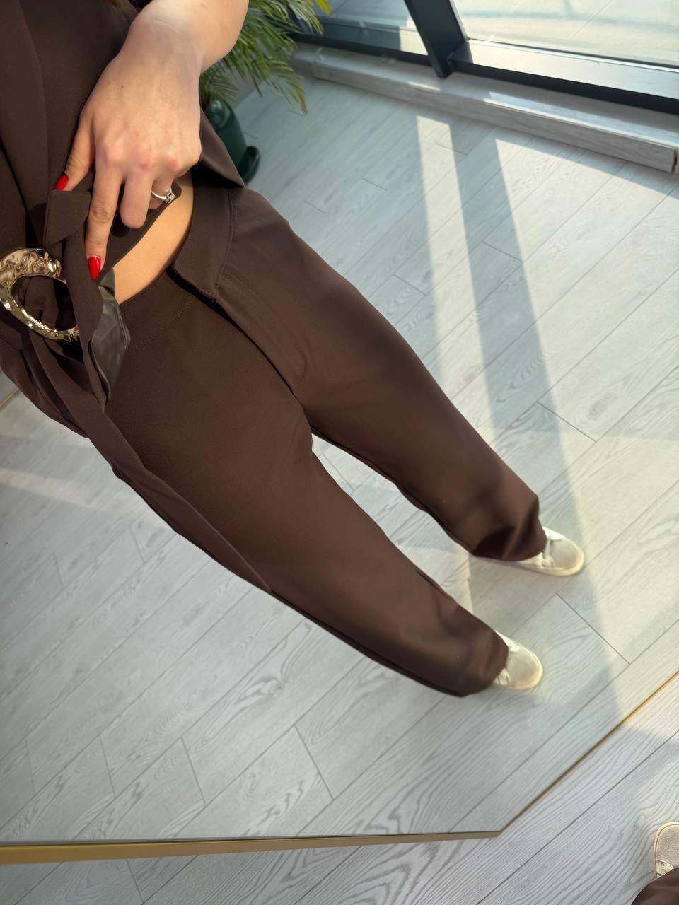 Tasarım%20Kahverengi%20toka%20detay%20ceket%20pantolon%20takım