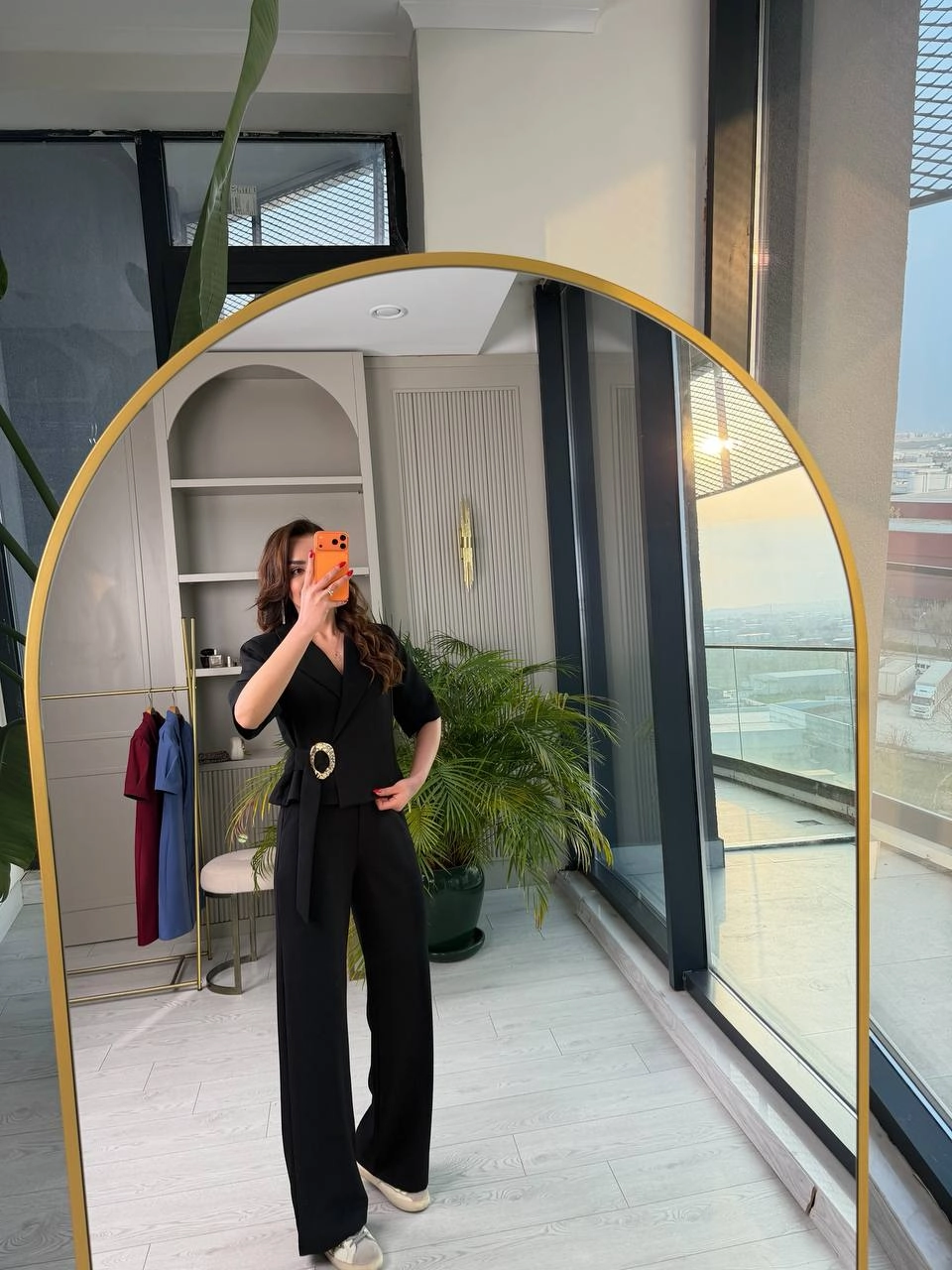 Tasarım%20Kahverengi%20toka%20detay%20ceket%20pantolon%20takım