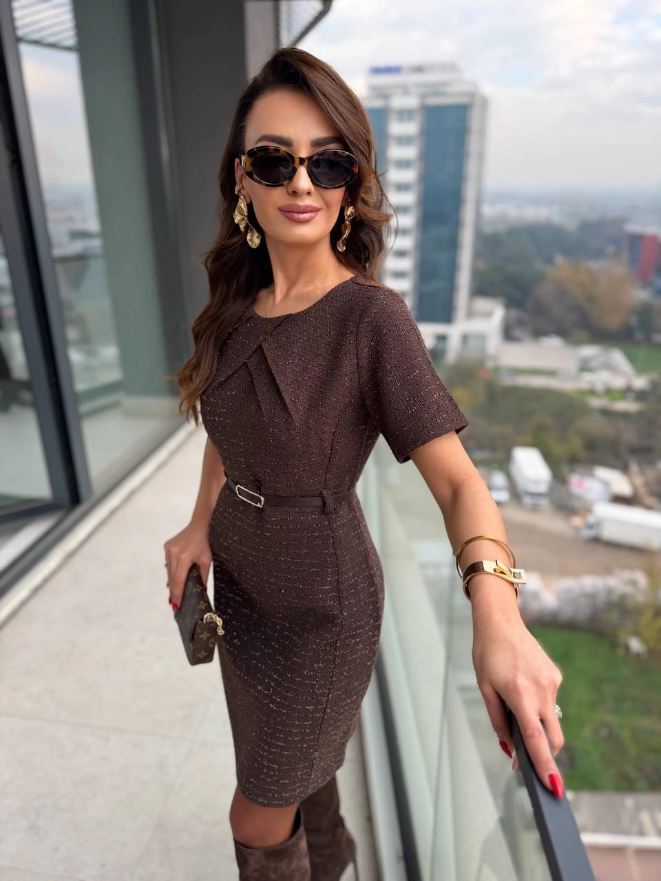 Kahverengi%20Kemerli%20Lüks%20Kalite%20Tuvid%20Elbise