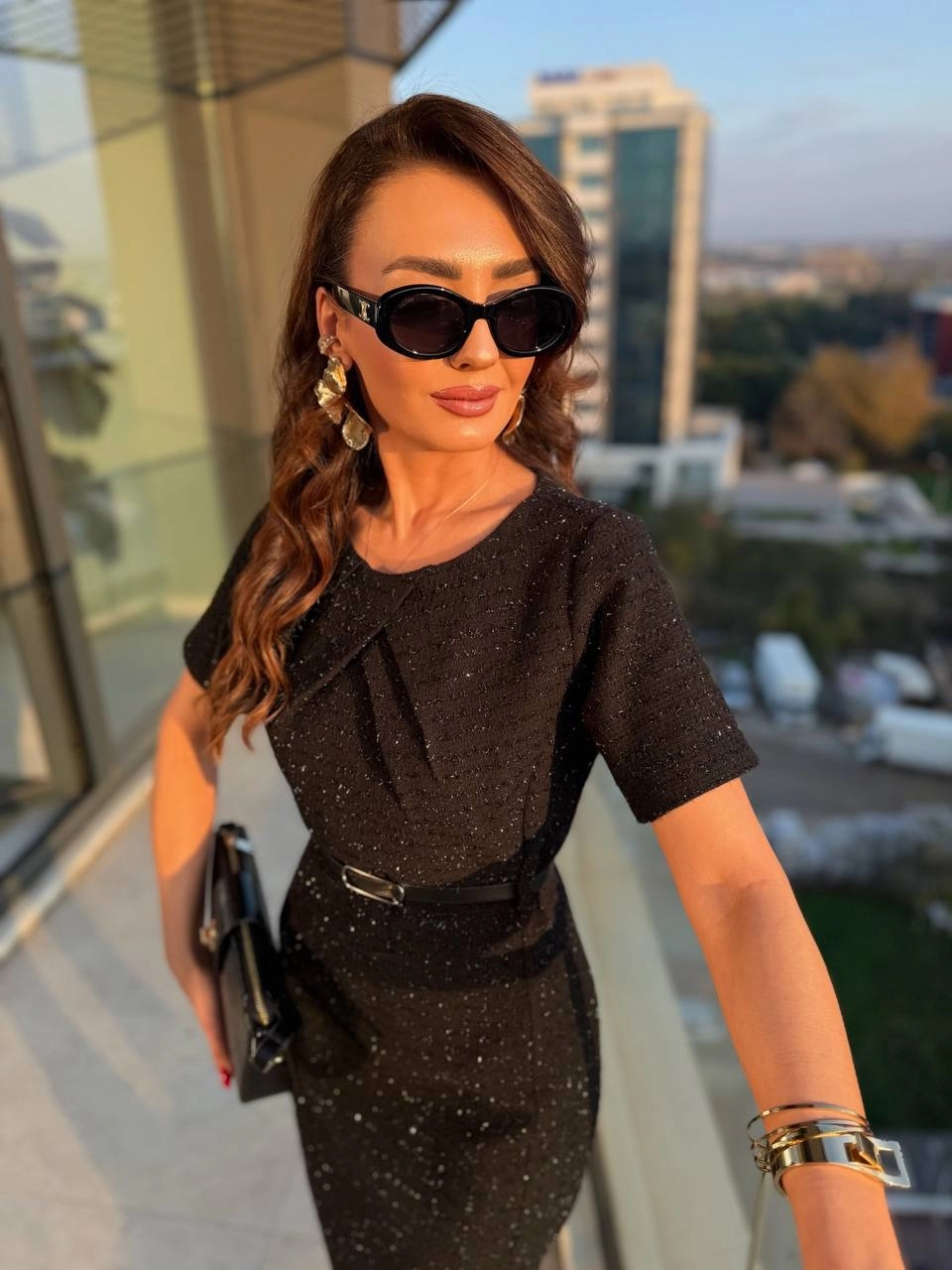 Siyah%20Kemerli%20Lüks%20Kalite%20Tuvid%20Elbise