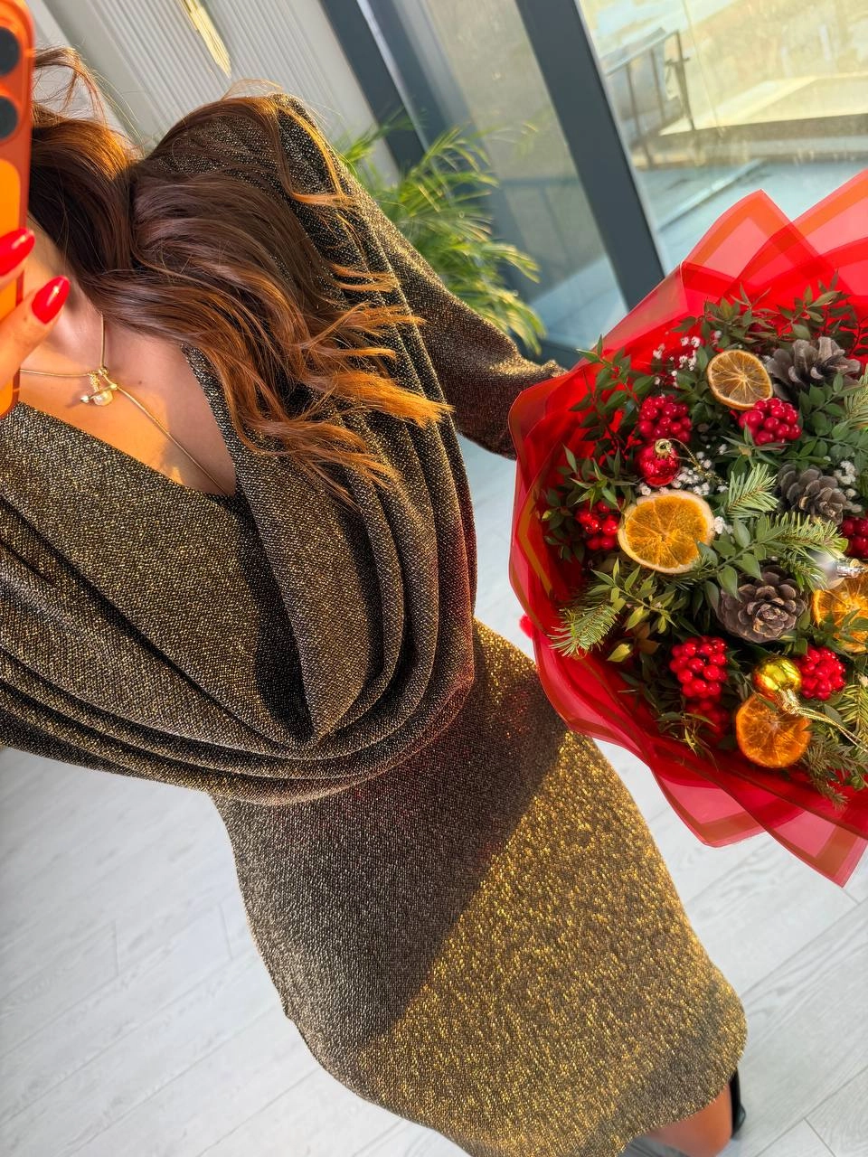 Bronz%20Gold%20Degaje%20Yaka%20Likralı%20İthal%20Işıltılı%20Kumaş%20Elbise