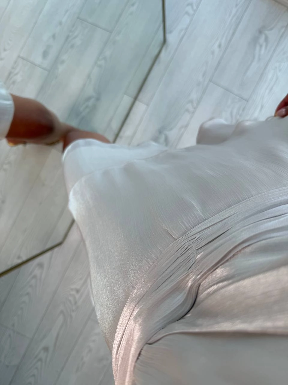 Vizon%20Lüks%20Kristal%20Organze%20Kumaş%20Astarlı%20Elbise