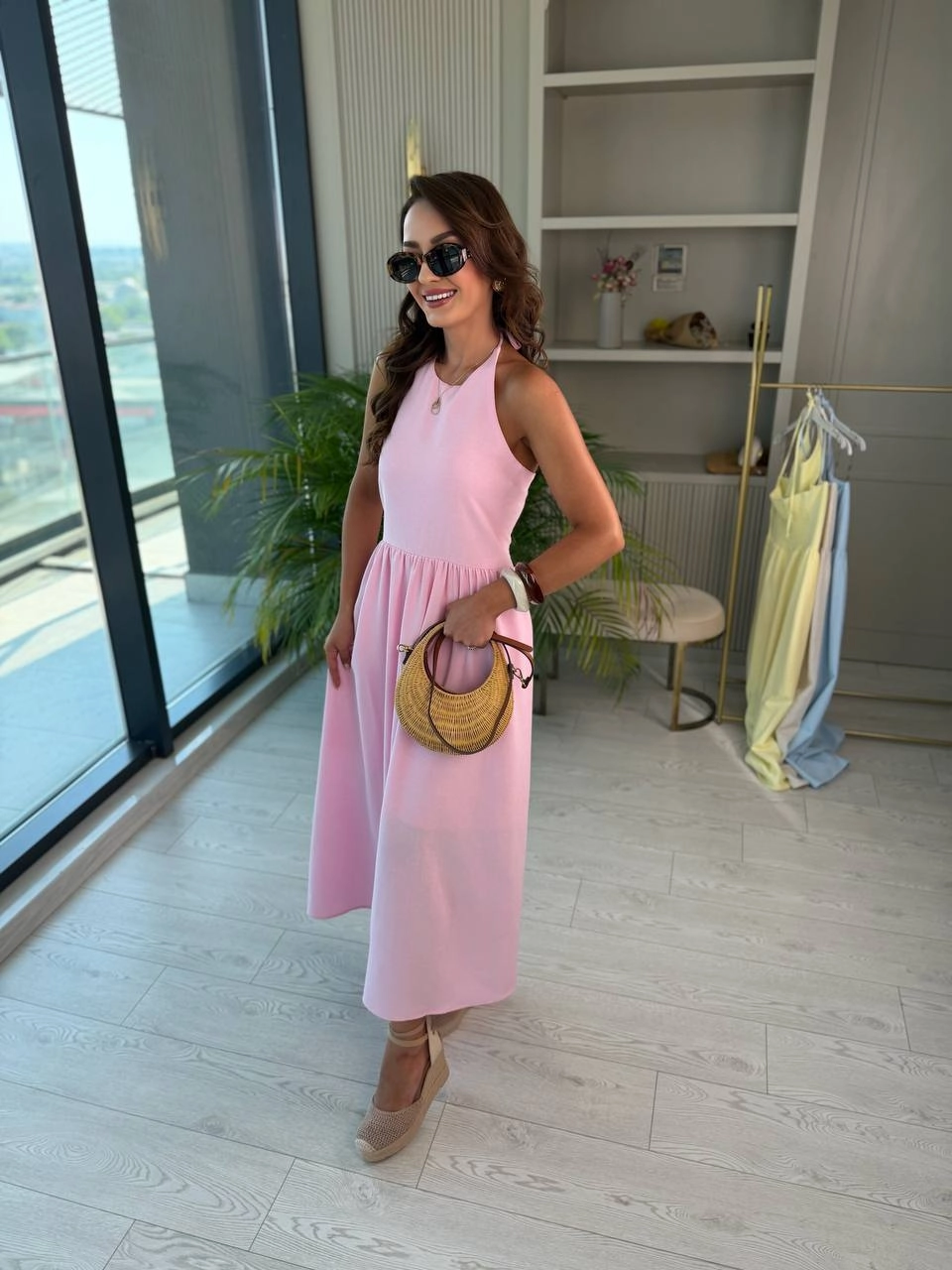 Pembe%20Boyundan%20Bağlamalı%20Astarlı%20Tok%20Keten%20Elbise