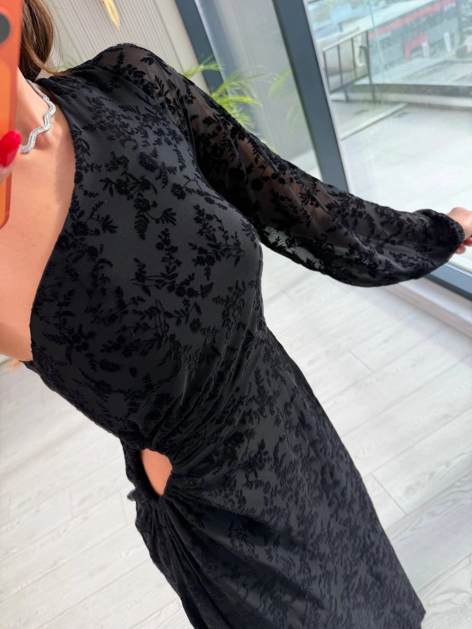 Tasarım%20Tek%20Kol%20Bel%20Detaylı%20Astarlı%20Flok%20Baskı%20Elbise