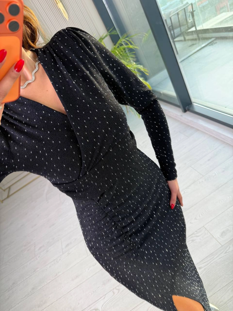 Taş%20Detaylı%20Likralı%20Astarlı%20Kalem%20Elbise