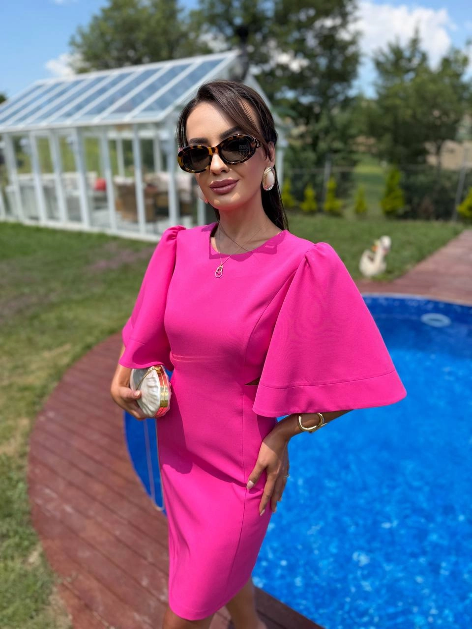 Pembe%20Bel%20Pencere%20Ve%20Kol%20Detaylı%20Double%20Atlas%20Kumaş%20Elbise