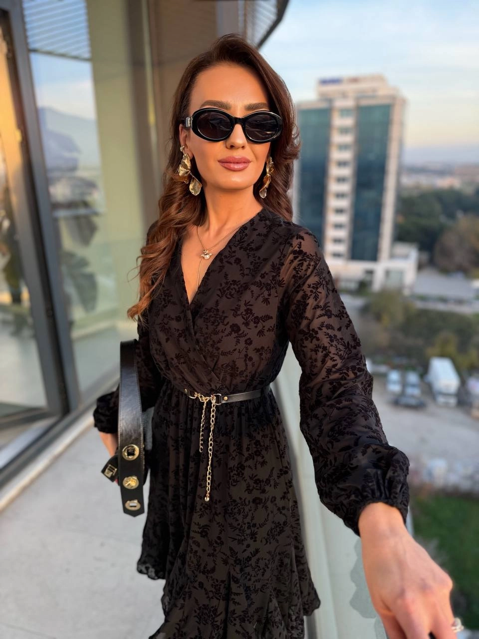 Siyah%20Kemeri%20Flok%20Baskılı%20Lüks%20Kalite%20Astarlı%20Şifon%20Elbise