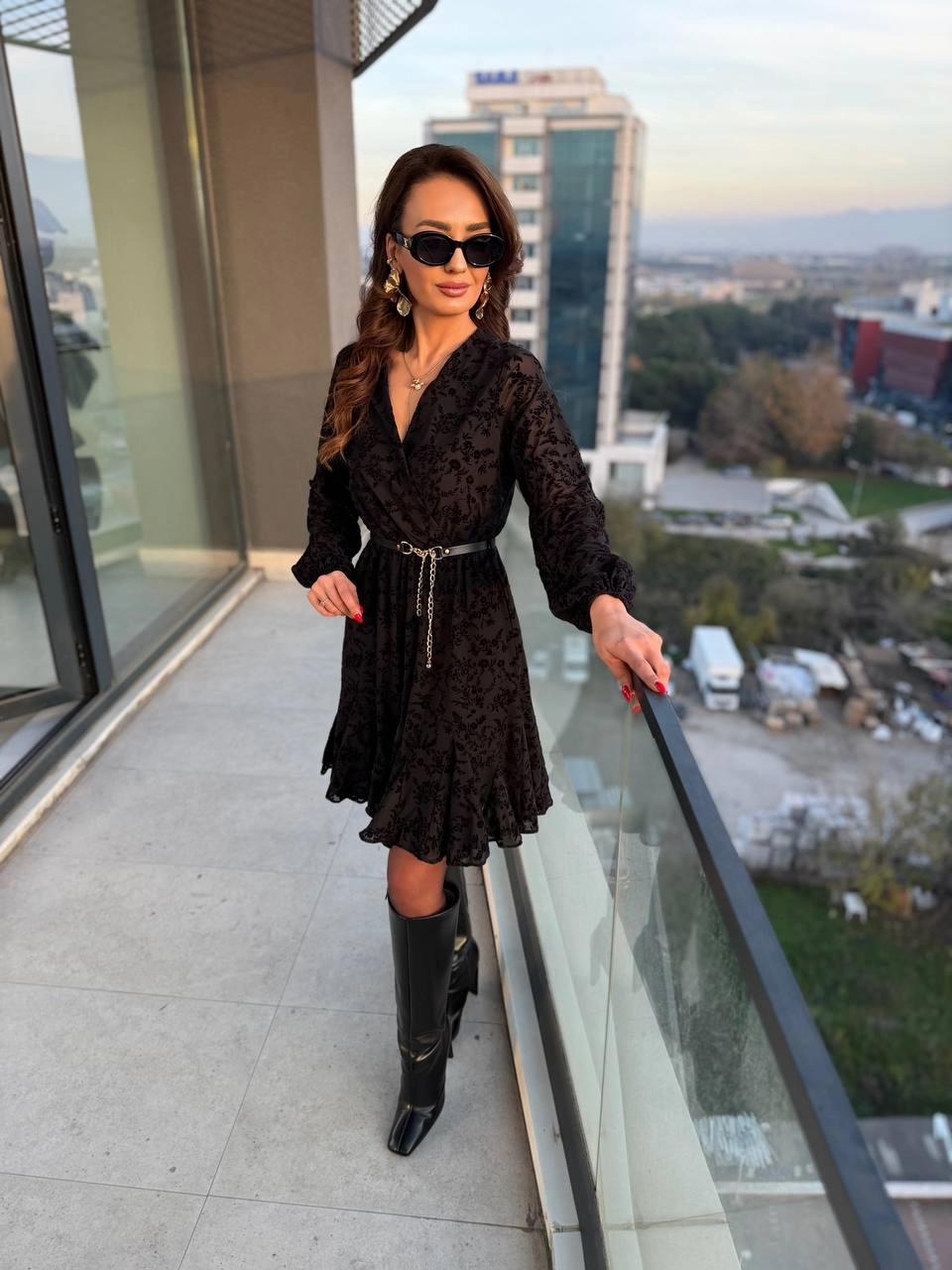 Siyah%20Kemeri%20Flok%20Baskılı%20Lüks%20Kalite%20Astarlı%20Şifon%20Elbise