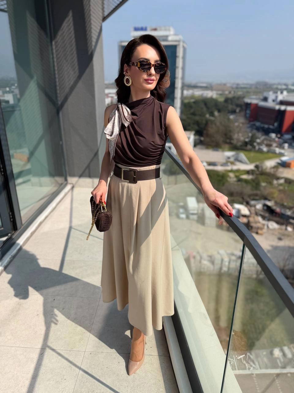 Bej%20Rengi%20Kemerli%20Lüks%20Kalite%20Etek