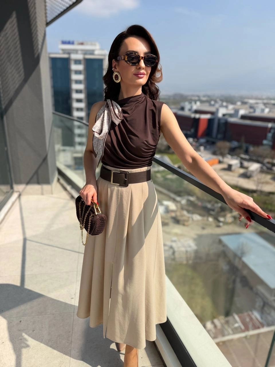 Bej%20Rengi%20Kemerli%20Lüks%20Kalite%20Etek