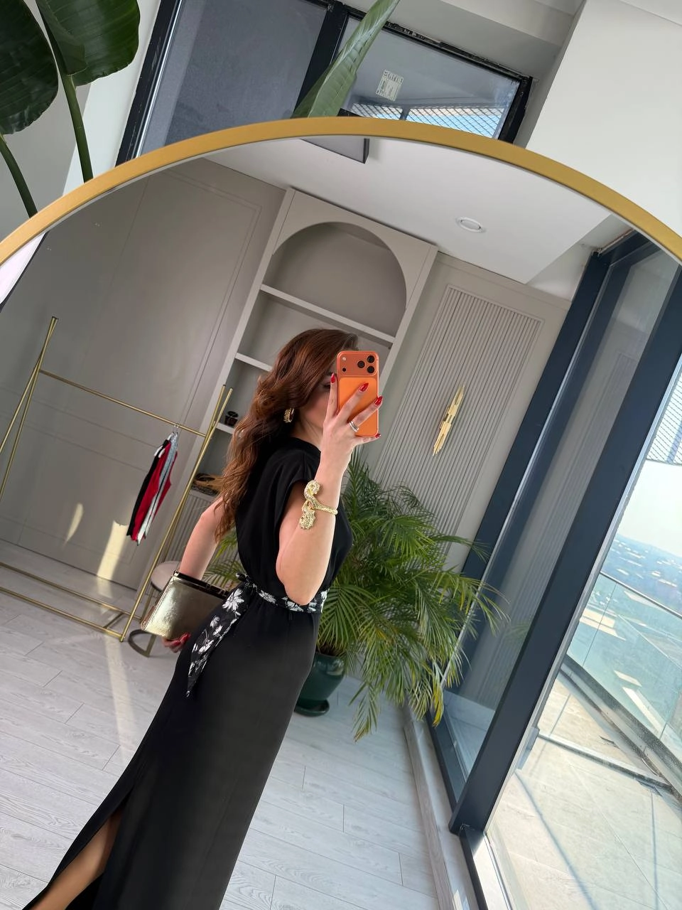 Siyah%20Kuşak%20Detaylı%20Double%20İpekli%20Krep%20Kumaş%20Uzun%20Elbise