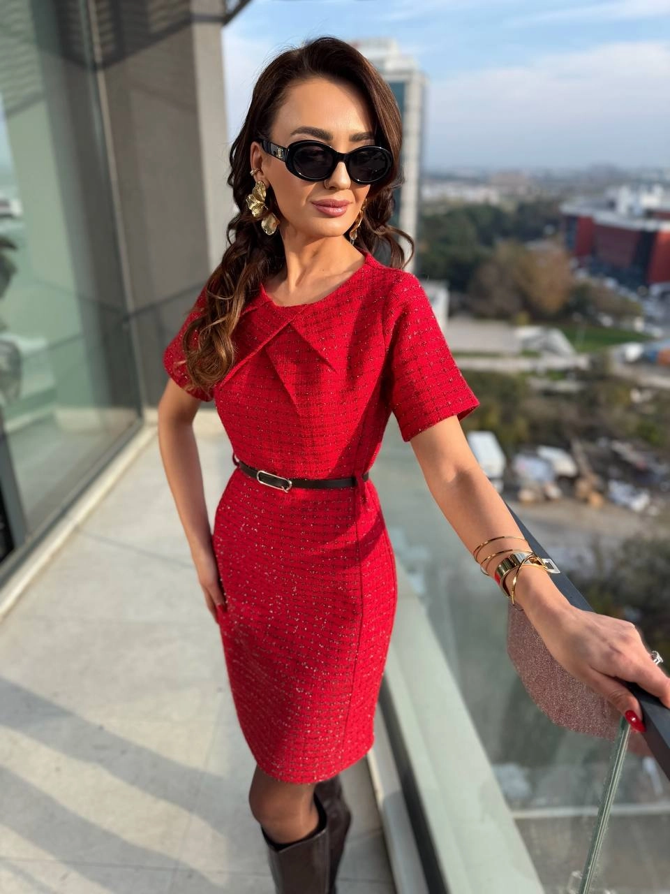 Kırmızı%20Kemerli%20Lüks%20Kalite%20Tuvid%20Elbise