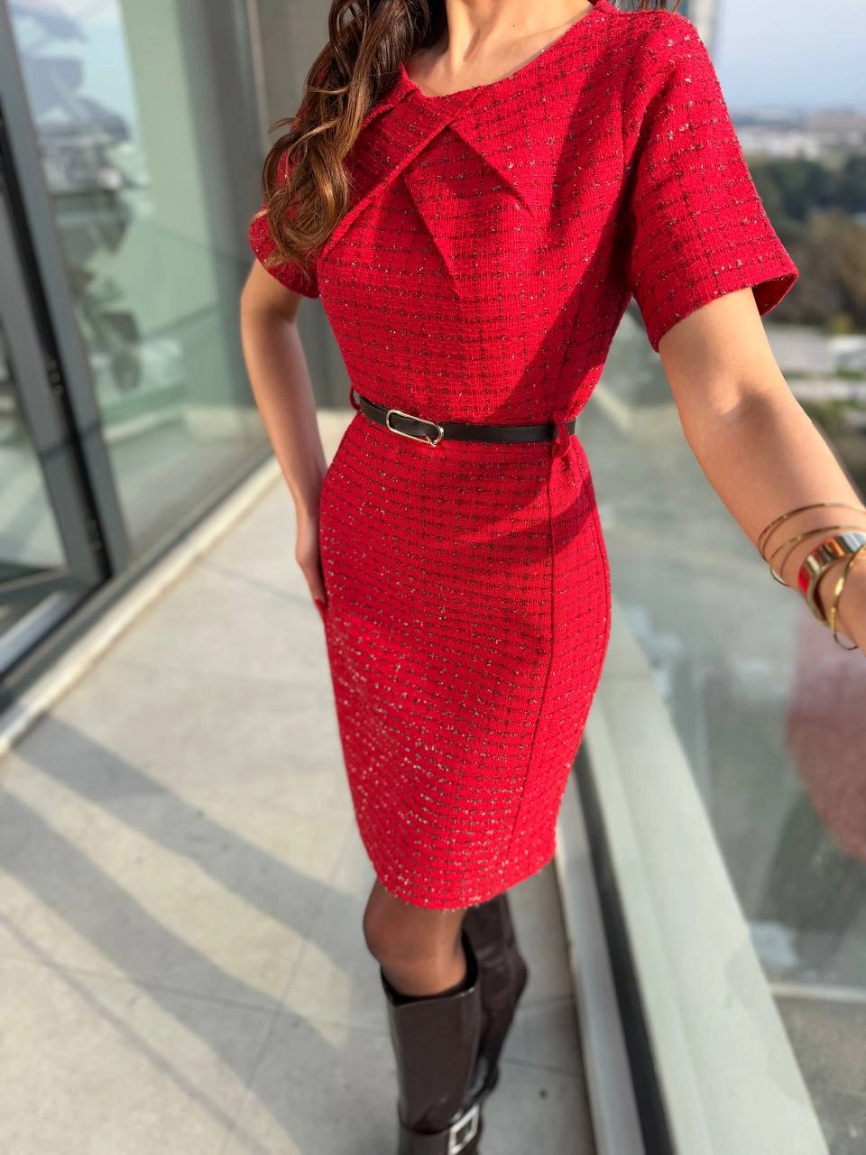 Kırmızı%20Kemerli%20Lüks%20Kalite%20Tuvid%20Elbise